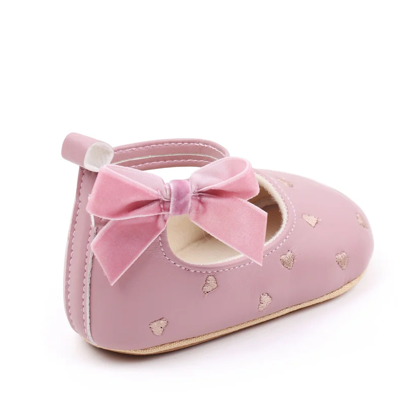 Solid Color PU Leather Baby Girl Princess Shoes Heart-Shaped Pattern with Velvet Bow Decoration Mary Jane Flats Style manufacture