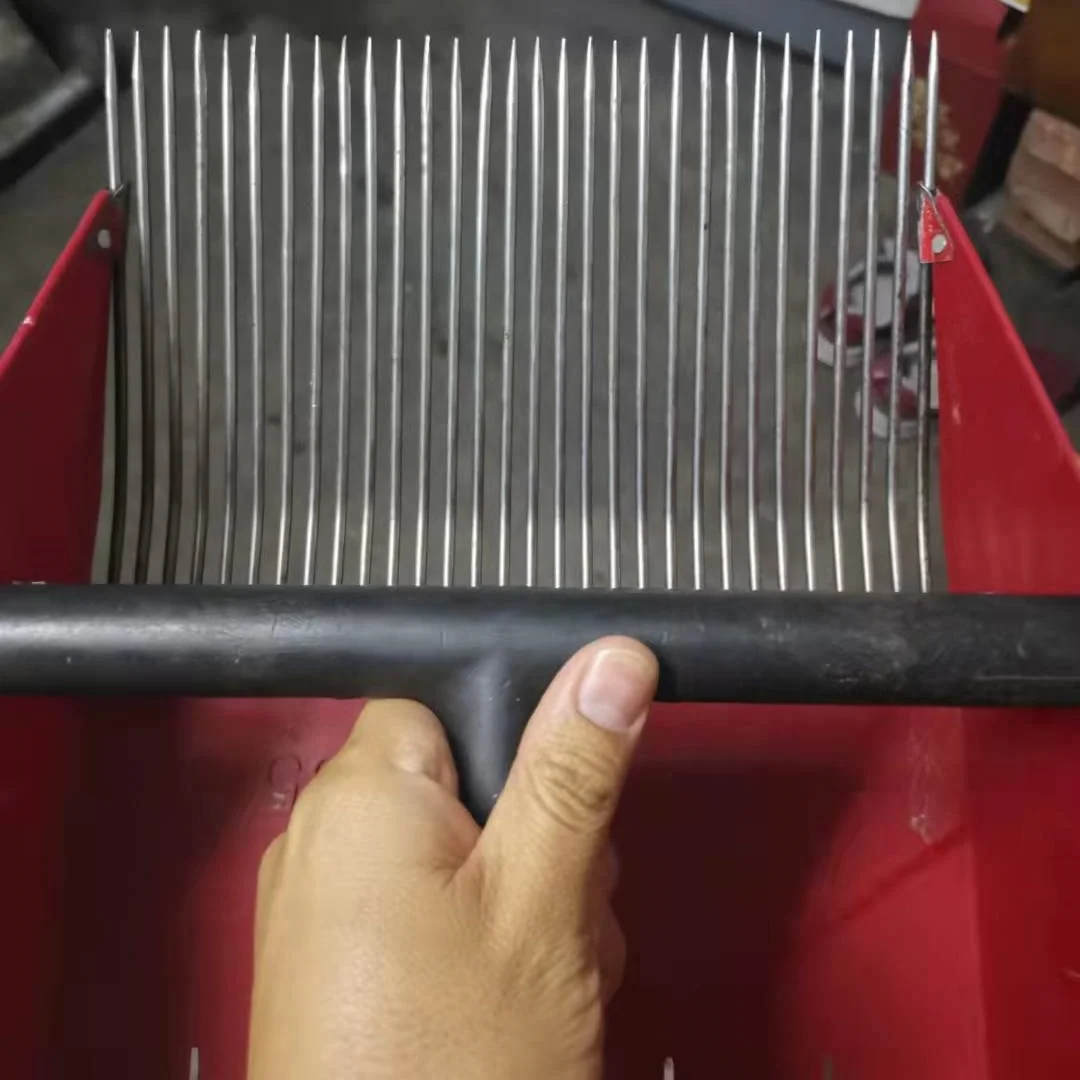 NEREIDS NET Blueberry Rake Efficient Blueberry Picker Rakes Lightweight