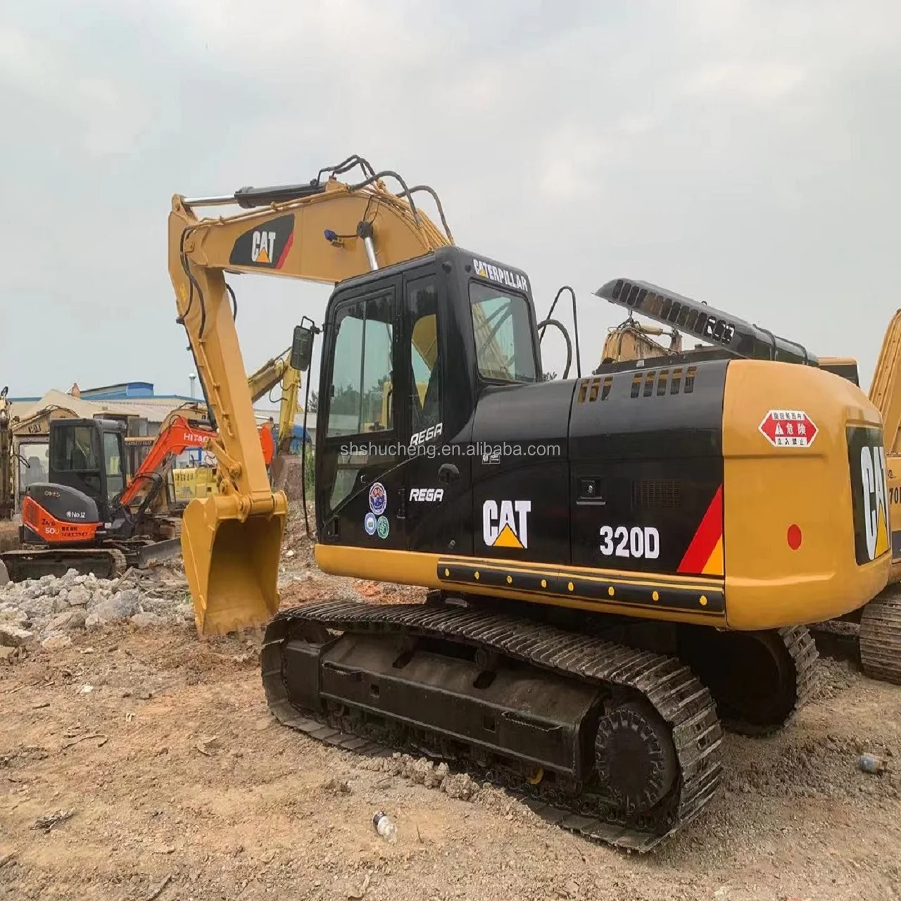 Japan Original Caterpillar Diggers Cat 320d Excavator For Sale 20ton