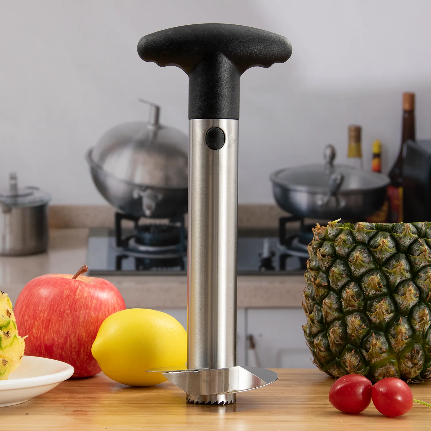 High Quality Kitchen Gadgets Stainless Steel Pineapple Peeler Pineapple Corer And Slicer Cutter
