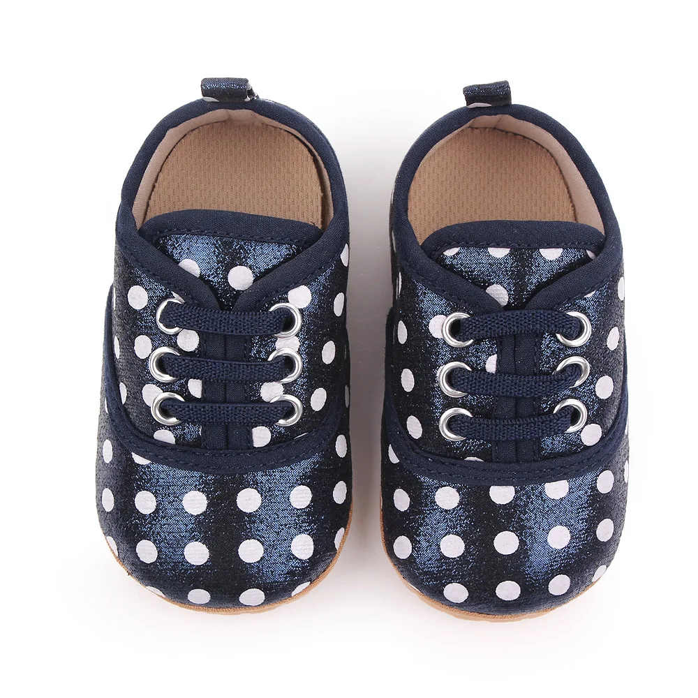 Hot Polka Dot Baby Shoes Non-slip rubber sole newborn toddler shoes unisex details