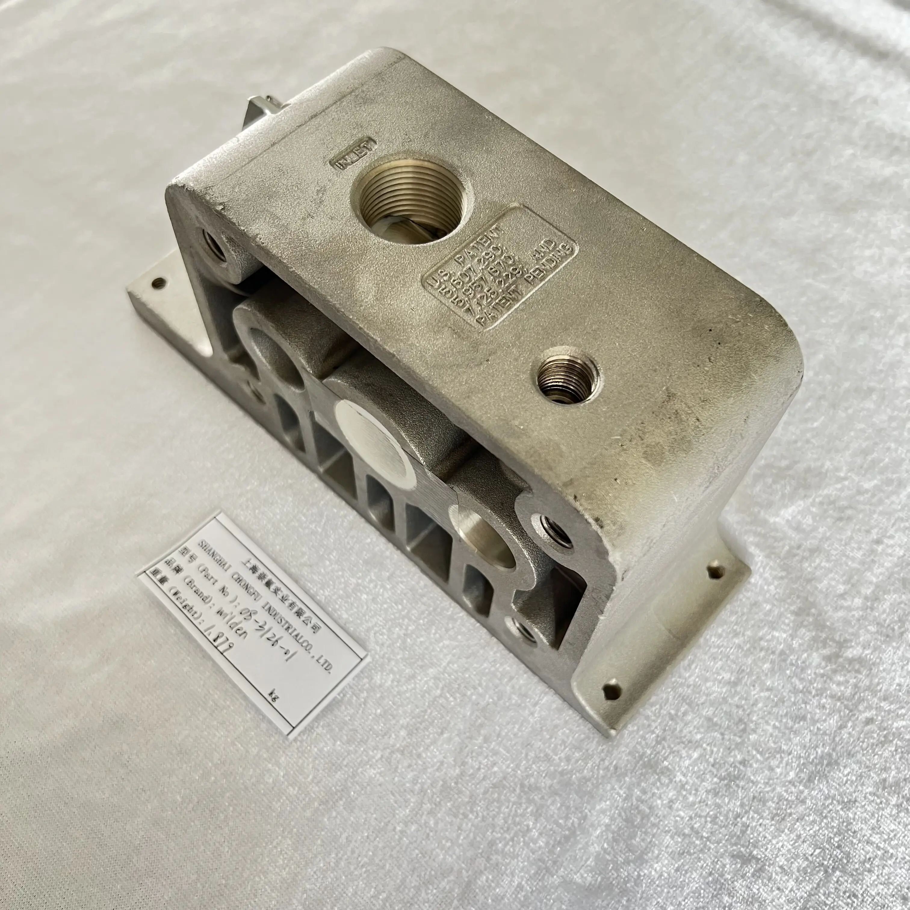 CF08-3126-01 Center Block Assy gyár