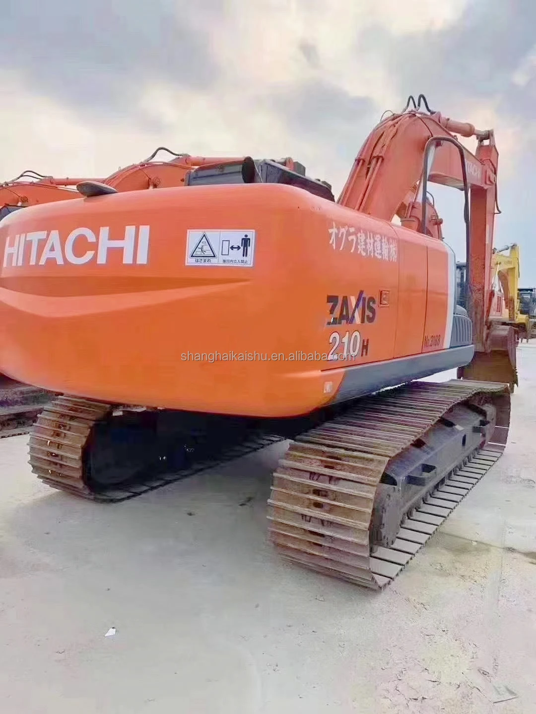 Used Hitachi ZX210H Excavator with 21 TON Operating Weight 0.9m³ Bucket Capacity and 4350 Working Hours