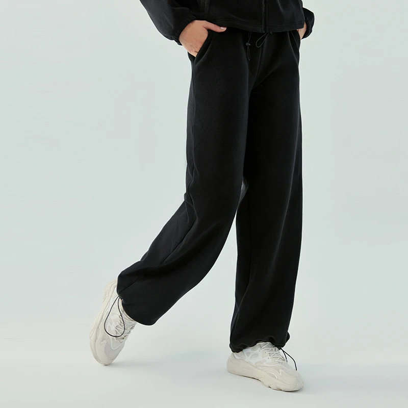 Hot Selling Elastic Waist Women Yoga Fitness Straight Thickened Pants Wide Leg Customized Available Oversized Sweatpants Women