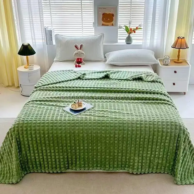 Factory Custom Colors Hand-knitted Jacquard Chenille Chunky Knit Eco-Friendly All-Season Sofa Throw Weighted Blanket 100%