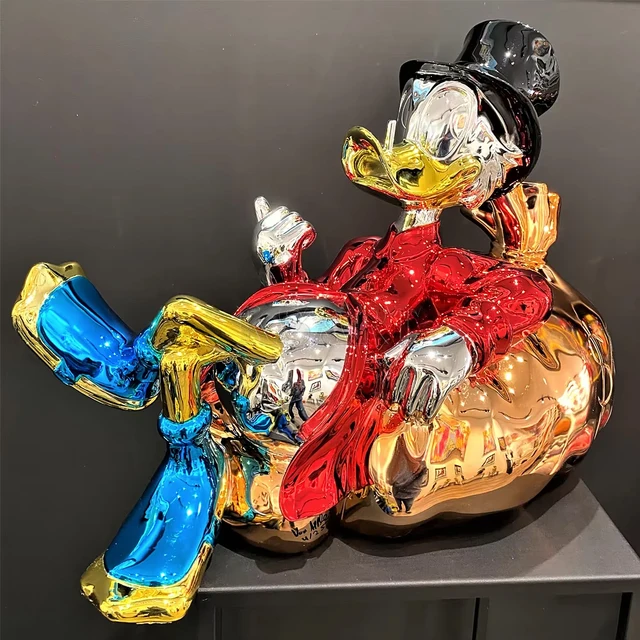 Uncle Scrooge McDuck Millionaire Statue Modern & Contemporary Art Sitting Picsou Uncle Scoodge Sitting Picsou Uncle Scoodge