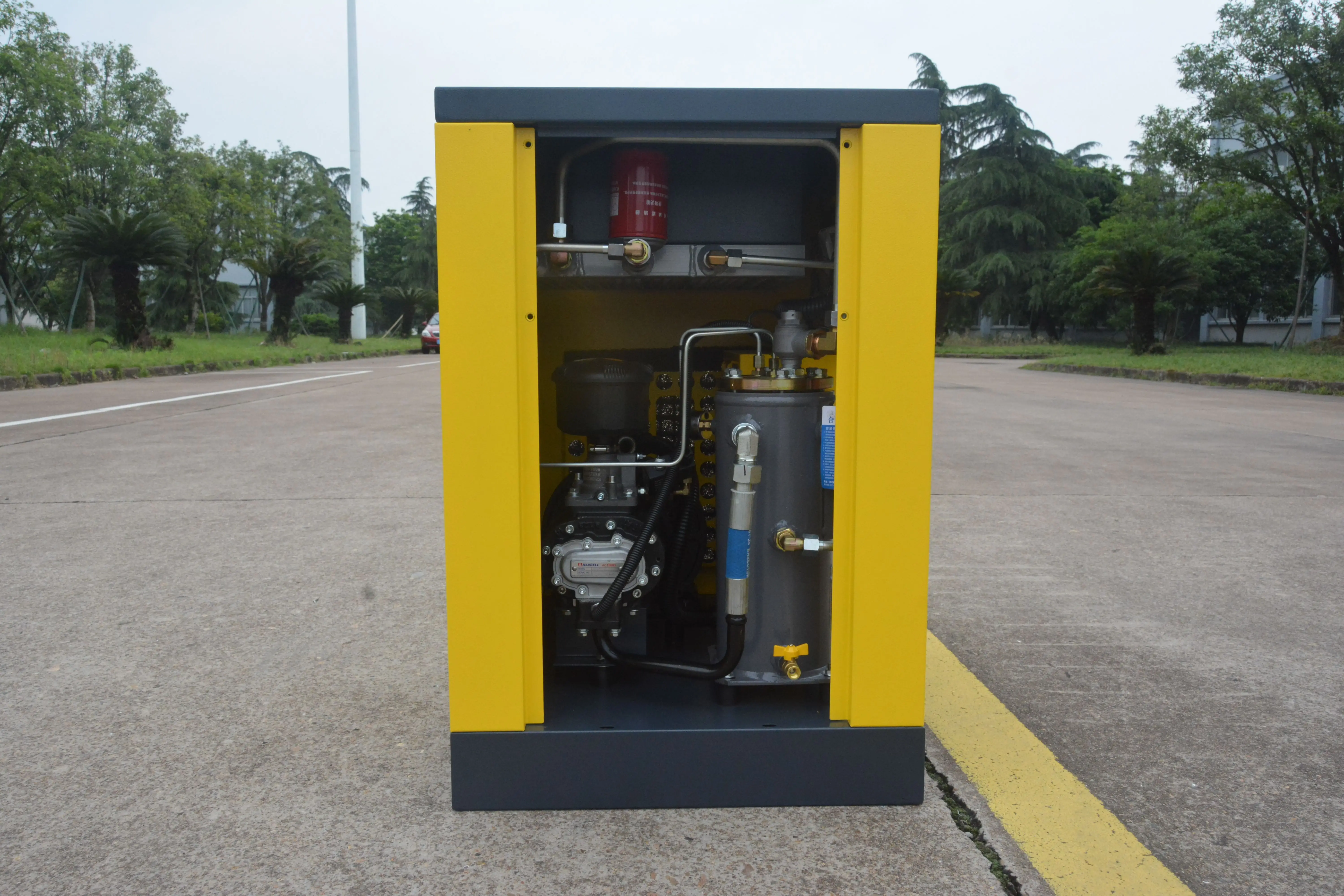 Hongwuhuan GV22M 22kw Station Type Screw Air Compressor New Equipped Frequency Converter Motor Permanent Magnet Frequency