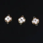 Gold Charm Gold 11.5*11.5mm Alloy Gold Plated Mother Of Pearl Shell Round Shape 4 Leaf Clover Charm Pendant