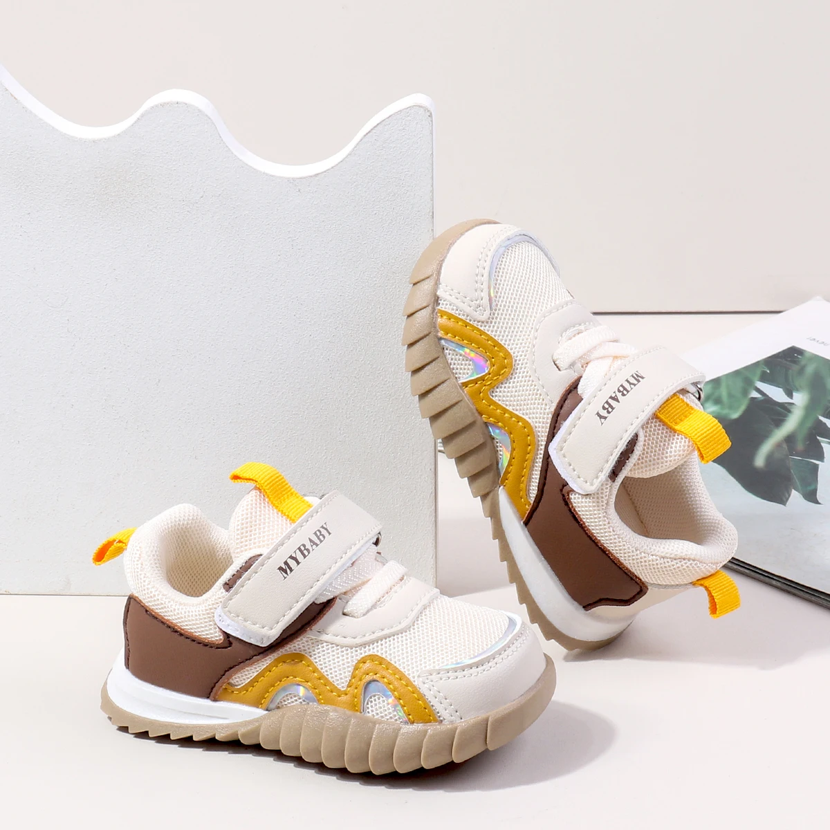2025 New Unisex Baby Sneaker High Quality PU TPR Sole Anti-Slip Pre-Walk Shoes 0-15 Months Breathable Pre-Walk Flat Spring details