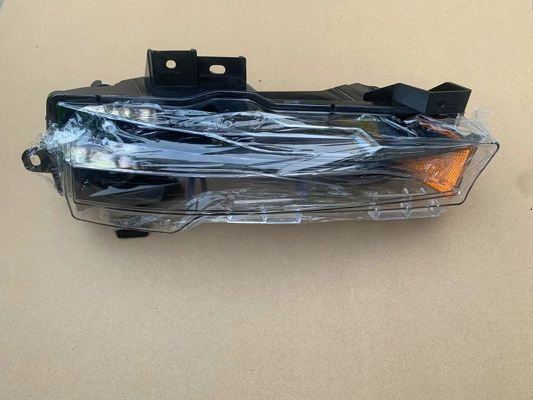 MD3 Car Body Parts Front Bumper Kits OEM 1084168-SO-5-E Front Bumper Grille Auto Headlamp for Tesla MD3 2020 2021 details