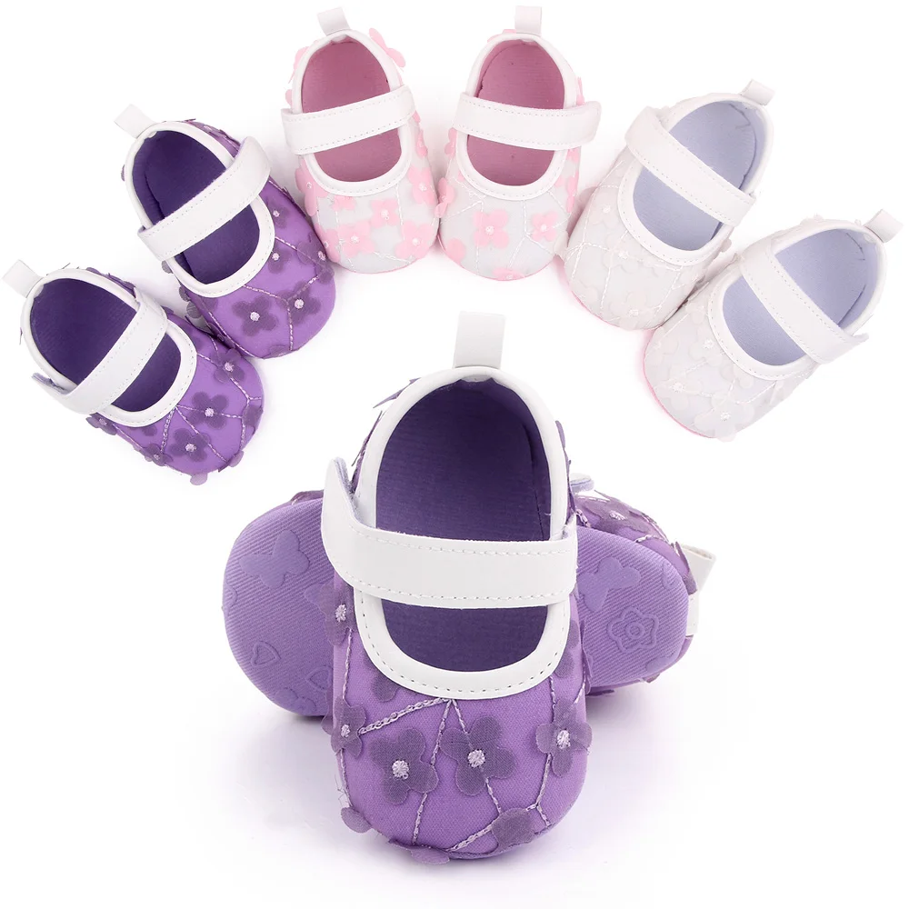 New Infants Cute Solid Color Small Flowers Indoor Soft Soled Toddler Shoes for Baby Girls manufacture