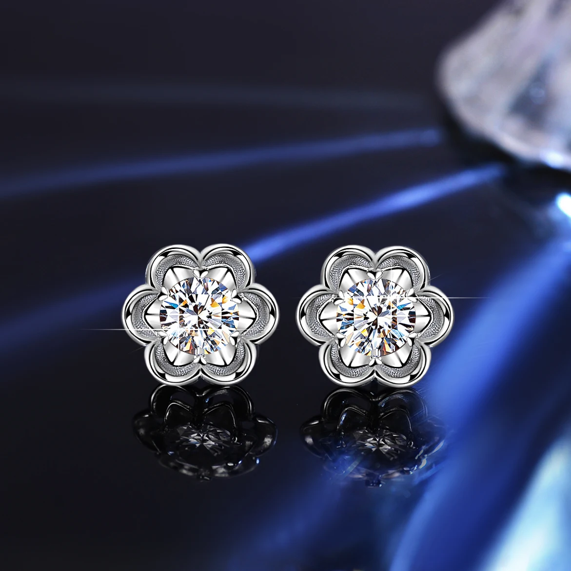 Luxury Fine Jewelry 925 Sterling Silver Cubic Zirconia Wedding Engagement Party Flower Stud Earrings