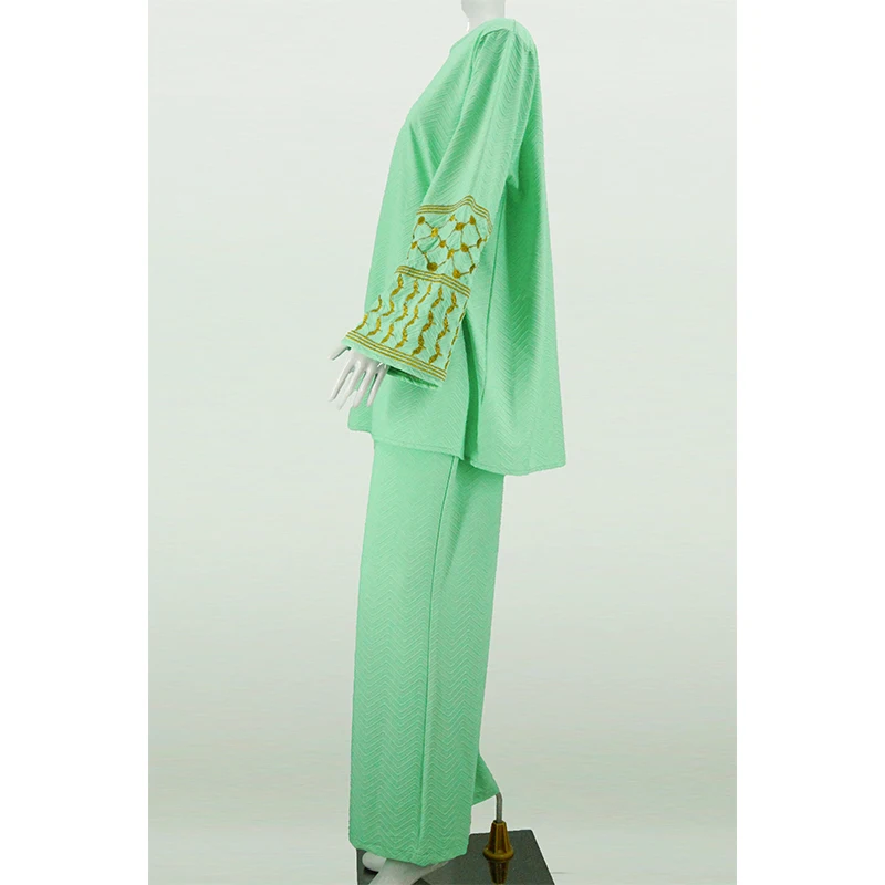 Manufacturer's Traditional Muslim Clothing Set 2-Piece Abaya with Embroidered Palestine Keffiyah Breathable and Comfortable factory