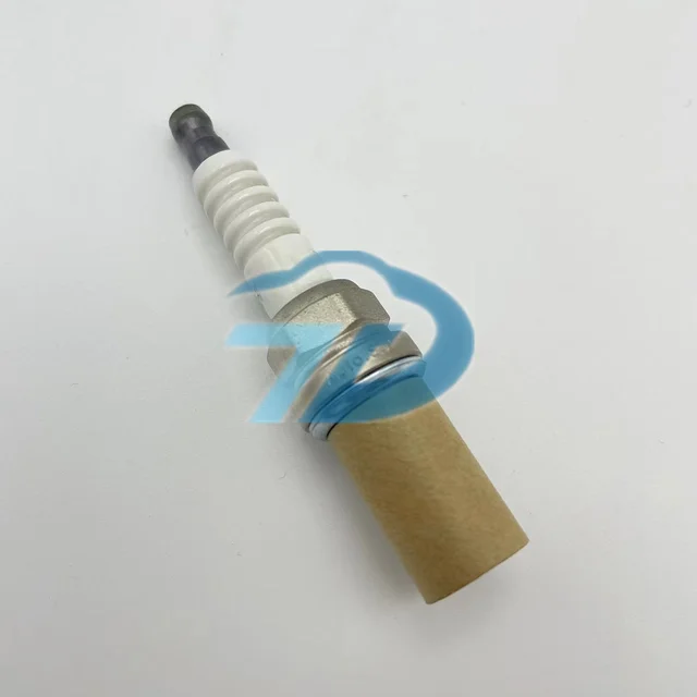 High Quality Original Iridium Spark Plug LZKAR6AP-11 used for Honda   Models