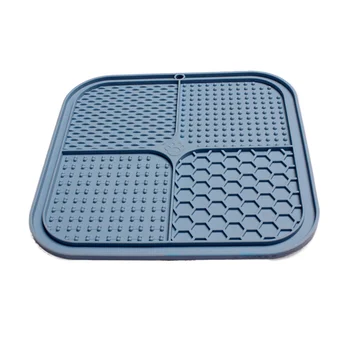 Dog Slow Feeder Mat High Quality Food Grade Waterproof Anti Slip Silicone Bowls 7 Days Price Silicone Heart Shape Pet Lick Mat
