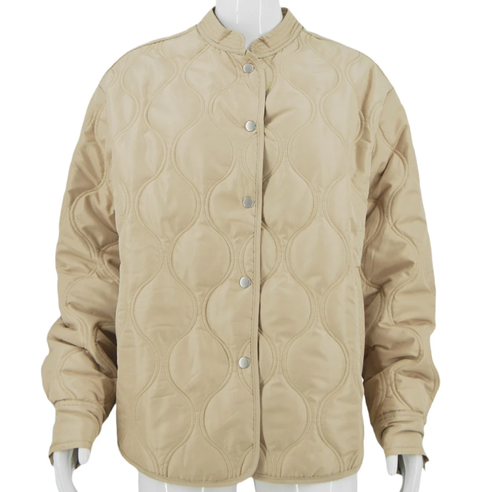 Custom Fashion-forward Button Long Sleeve Polyester Rounded Quilted Jacket manufacture