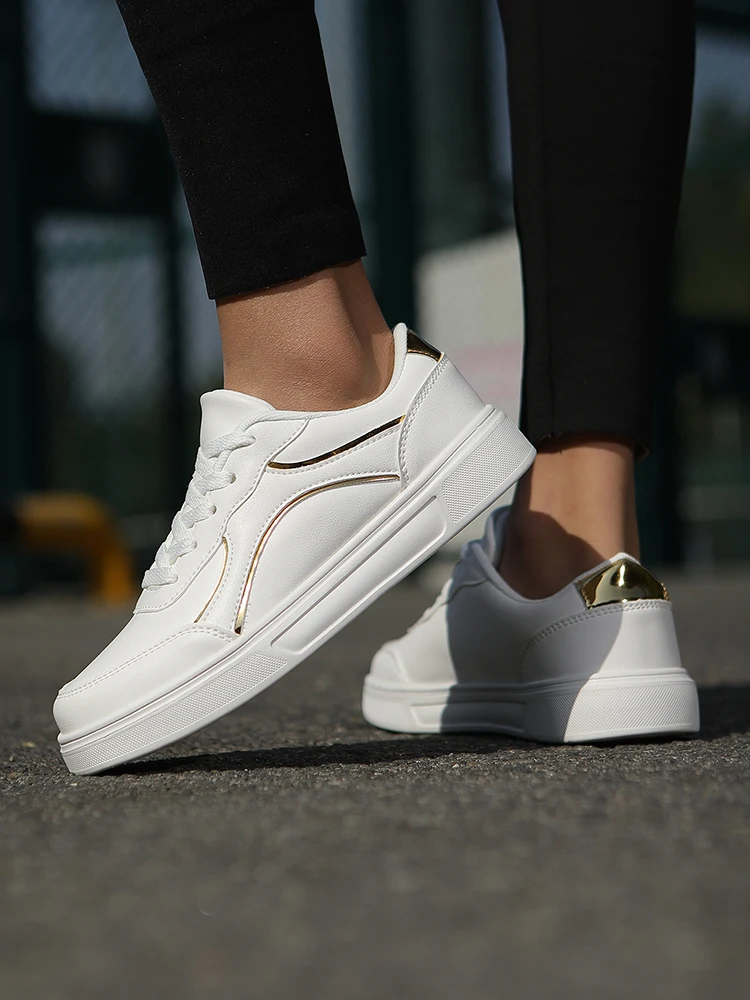 Hot Selling Women's EVA Skate Shoes Sporty Lace-Up Sneakers Easy-Matching Walking Anti-Slippery Running Shoes