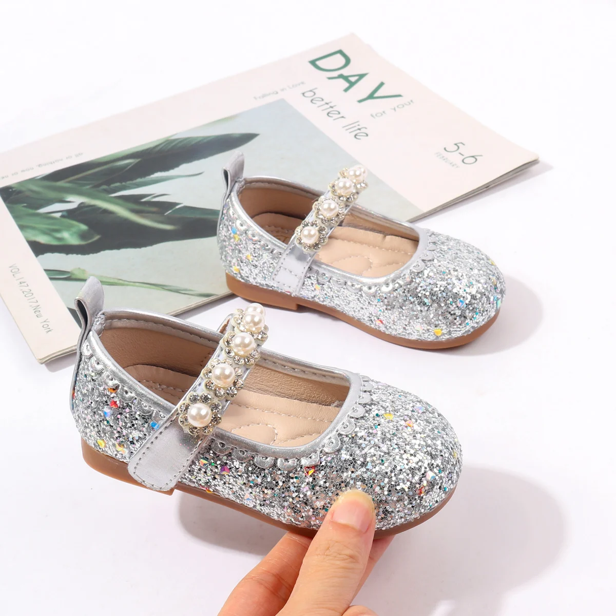 Spring Autumn Bling Glitter Material Princess Toddler Baby Girl Shoes supplier