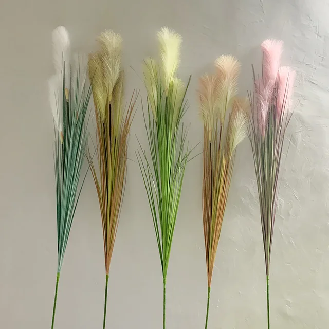 Factory Direct Outdoor Artificial Plant Lifelike Plastic Reed Grass Hanging Panel Green Wall Flower for Garden Spaces