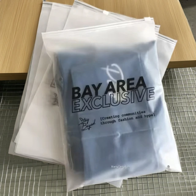 Factory Selling customized Packing Clothes printed logo custom frosted plastic zipper bag for clothing