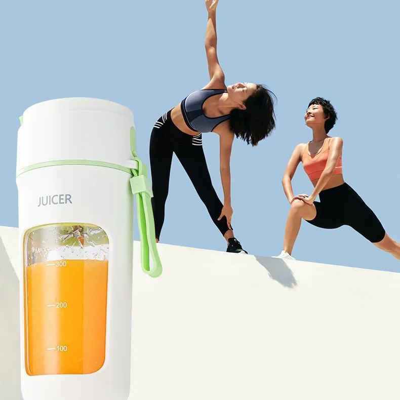 2025 Wholesale Household Mini Automatic Portable Safe Use Fruit Juicer