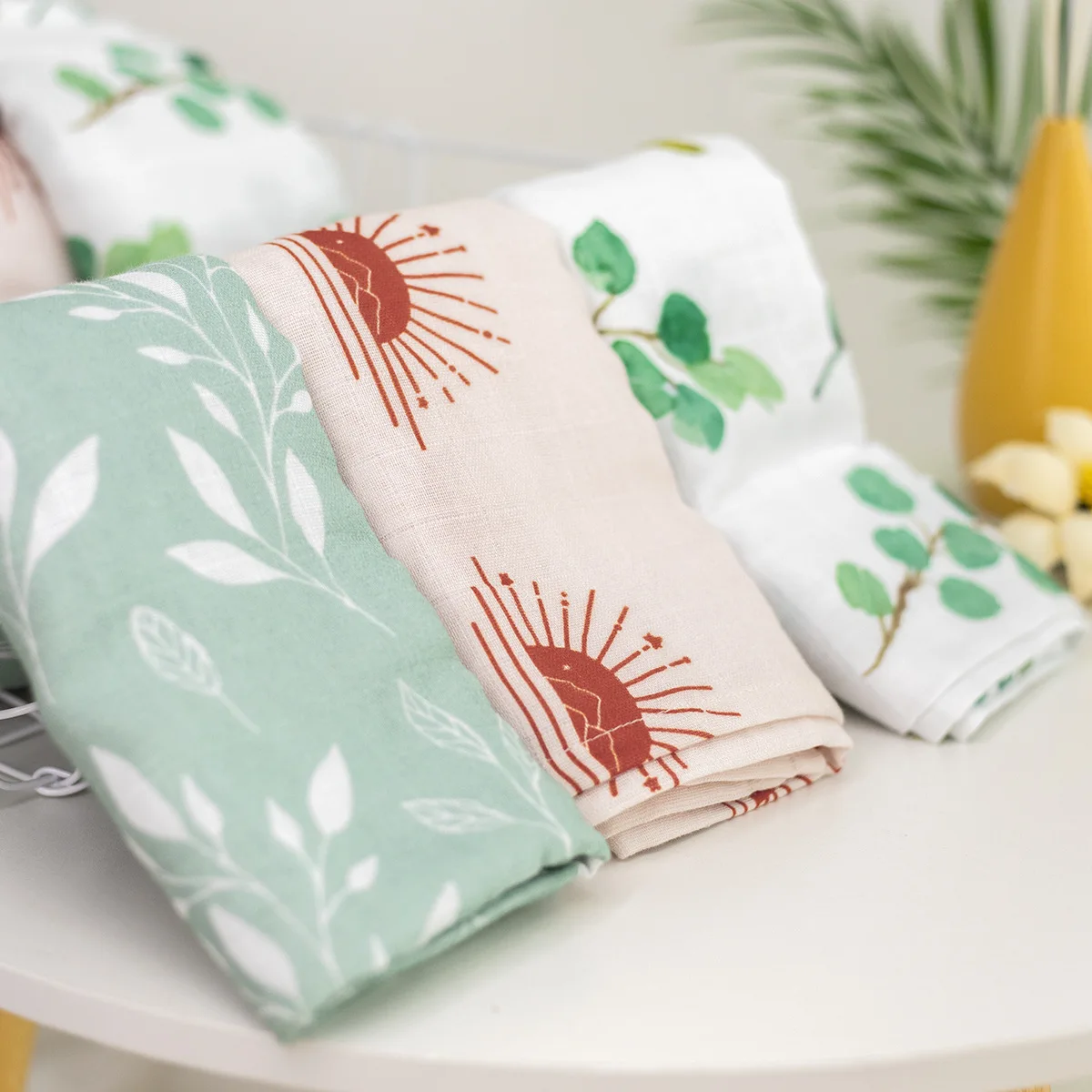 Hot selling printed gauze baby bamboo cotton muslin swaddle blanket for newborns