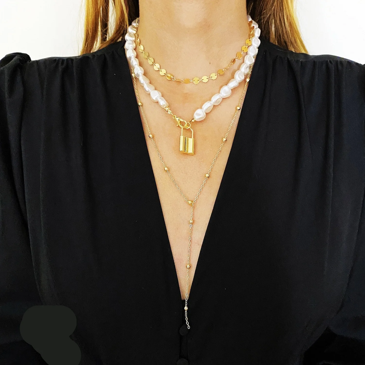 Buy Pearl Necklace,Locket Pendant 