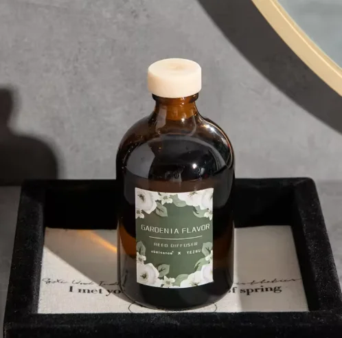 product new design illustration style high end brown glass bottle reed diffuser with black fiber rattan sticks for home-1