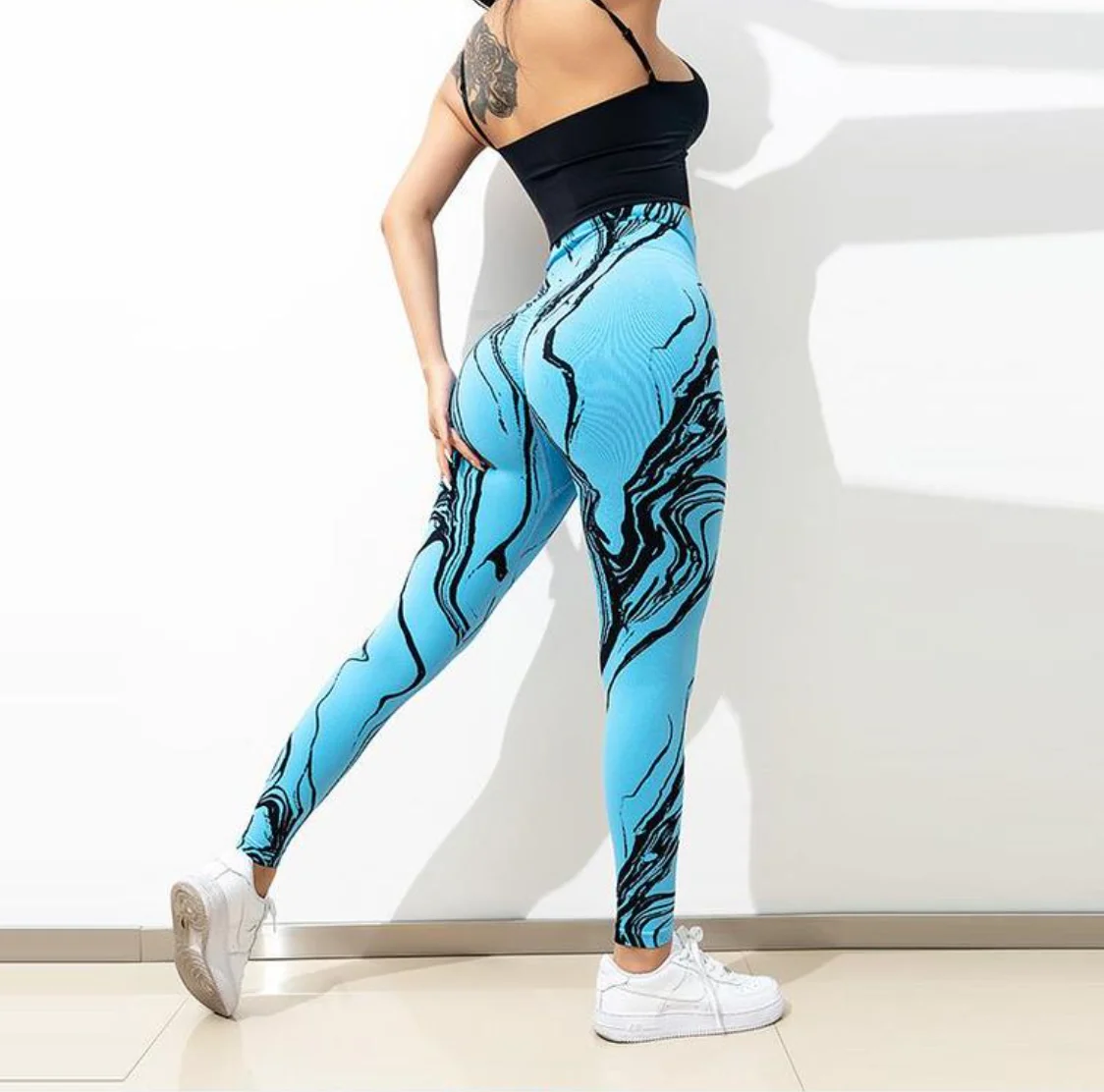 Sexy Legging 2023 New Gradient Sports Tights Customized High Waisted Leggings  Scrunch Leggings - China Yoga Clothing and Yoga Pant price
