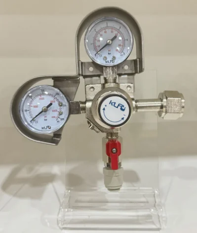 product high pressure co2 regulator with gauge protector for controlling beer and beverage gas reducers-4