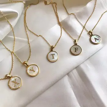 Gold Plated 316L Stainless Steel Natural Mother of Pearl 26 Letters Initial Round Pendant Shell Necklace Jewelry Vendors