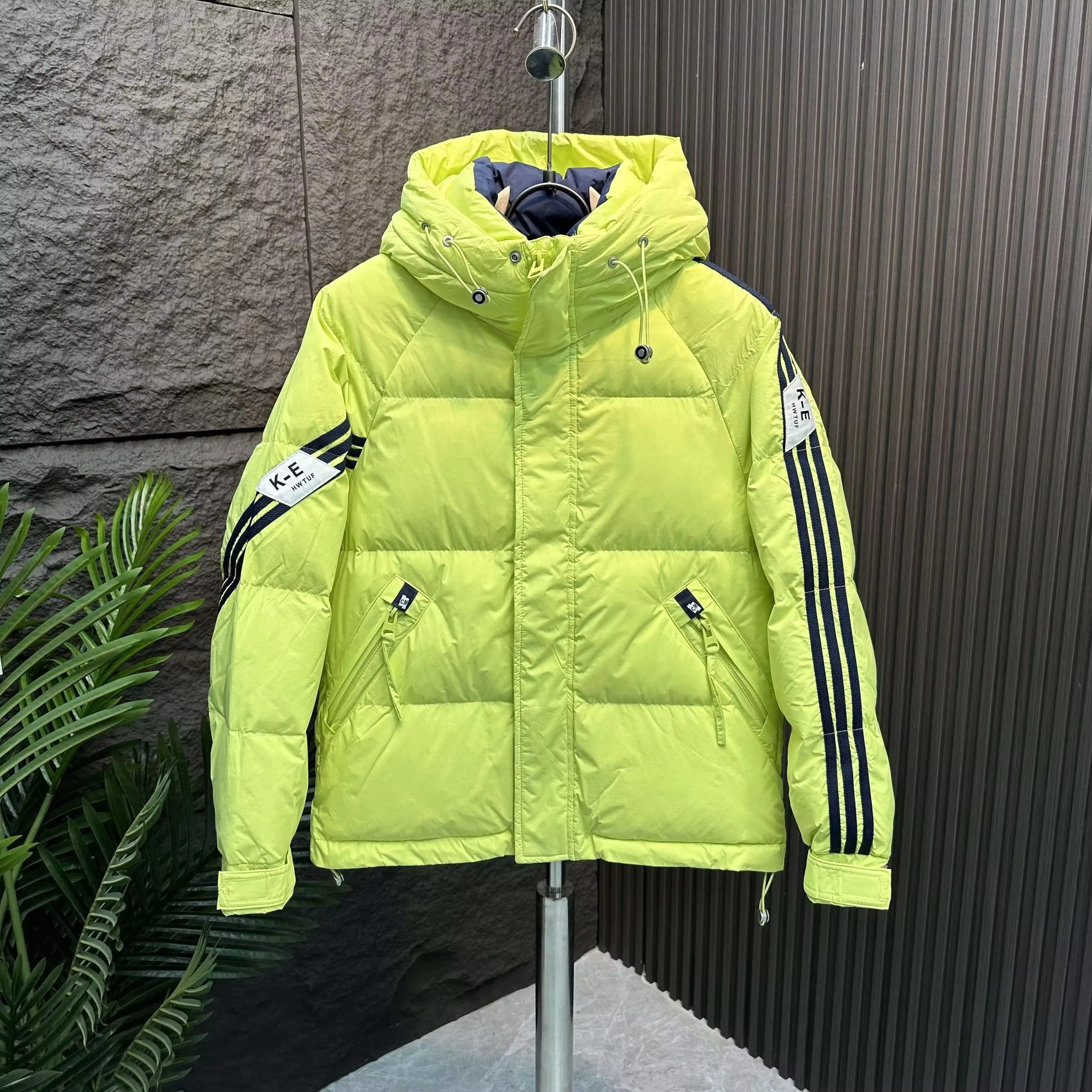 Winter Warm Men Jacket in different colors Puffer jacket High Quality Fashion Down Jacket with customized design and printing