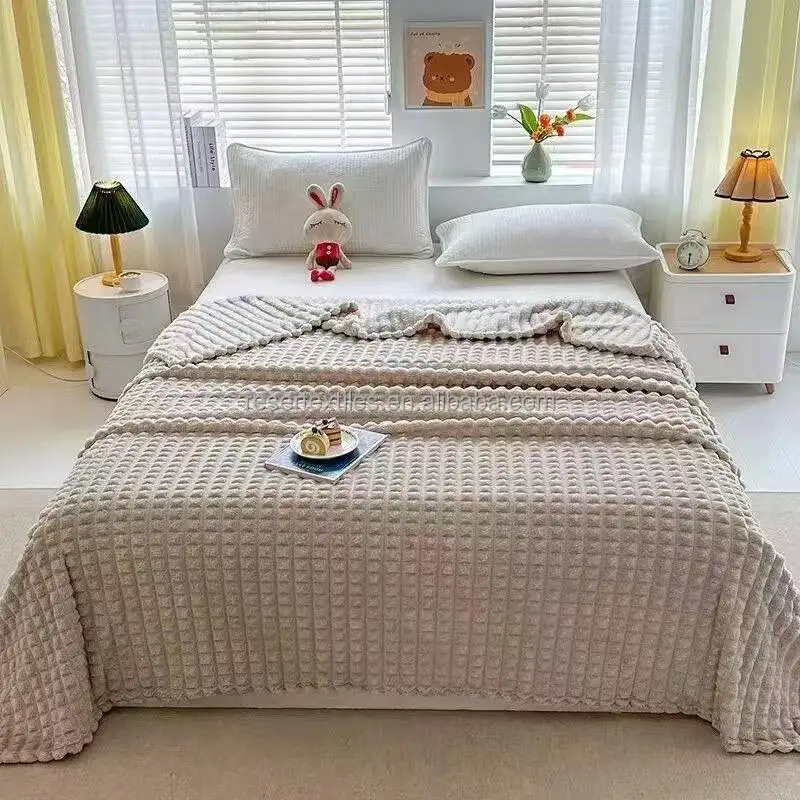 Factory Custom Colors Hand-knitted Jacquard Chenille Chunky Knit Eco-Friendly All-Season Sofa Throw Weighted Blanket 100%