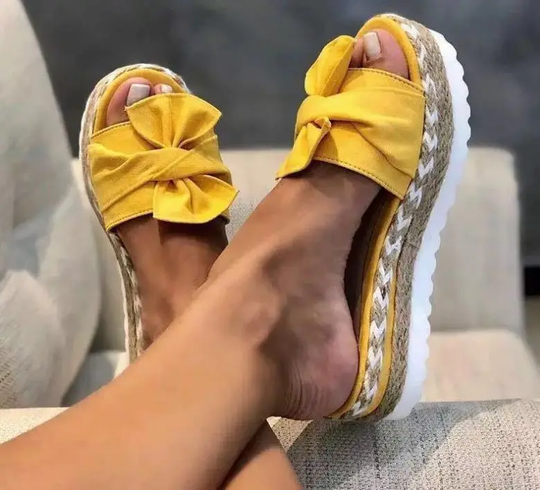 Large size sandals spring autumn 2024 factory wholesale price yellow women's slippers