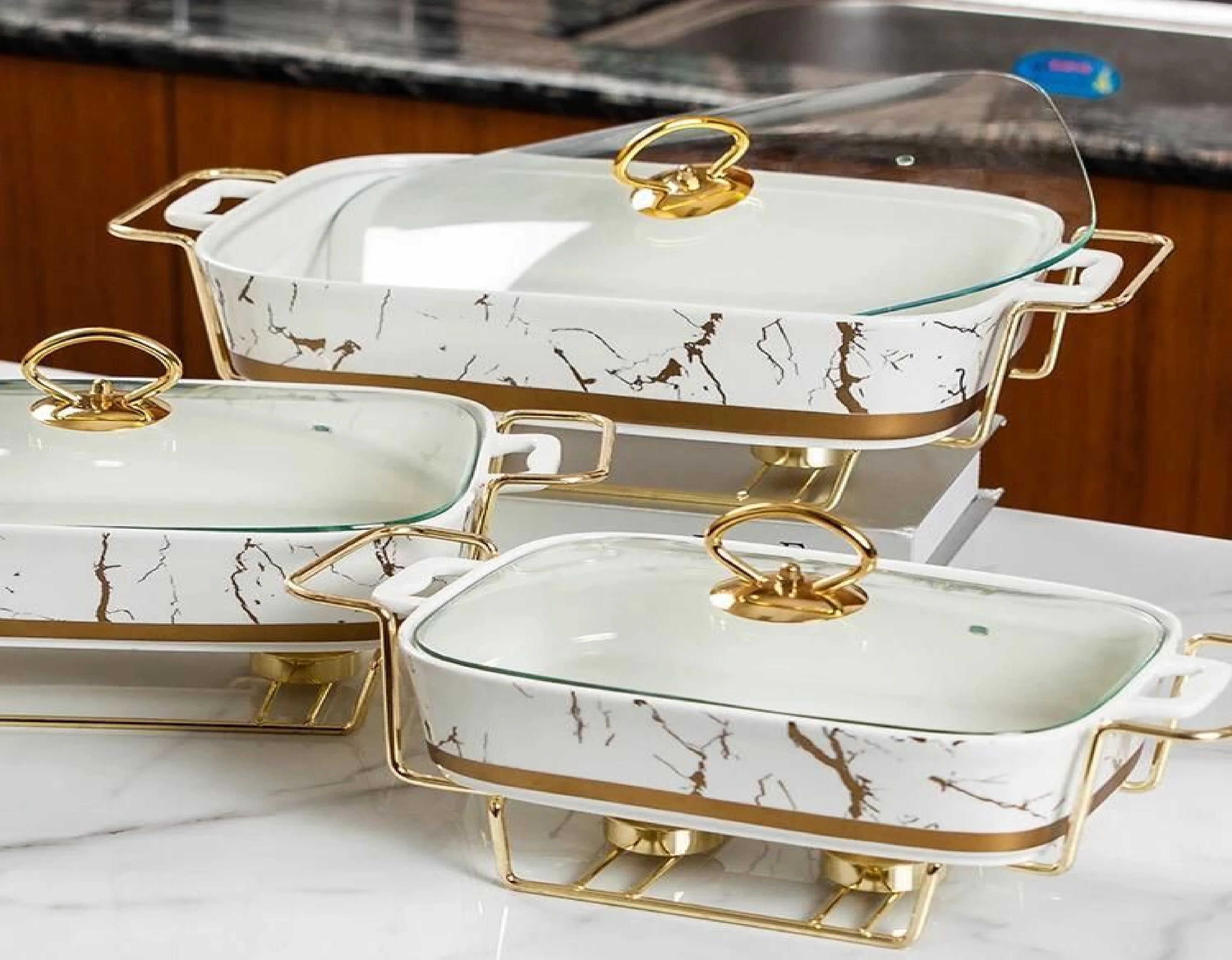 6-10usd ship Europe ceramic dishes with golden holder tableware set vajillas de porcelana ceramic of material ceramic