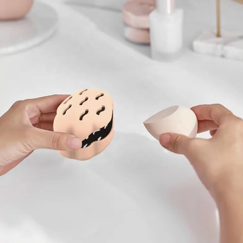 Wellfine Eco-Friendly Shatterproof Silicone Beauty Make Up Blender Case Silicone Makeup Sponge Holder