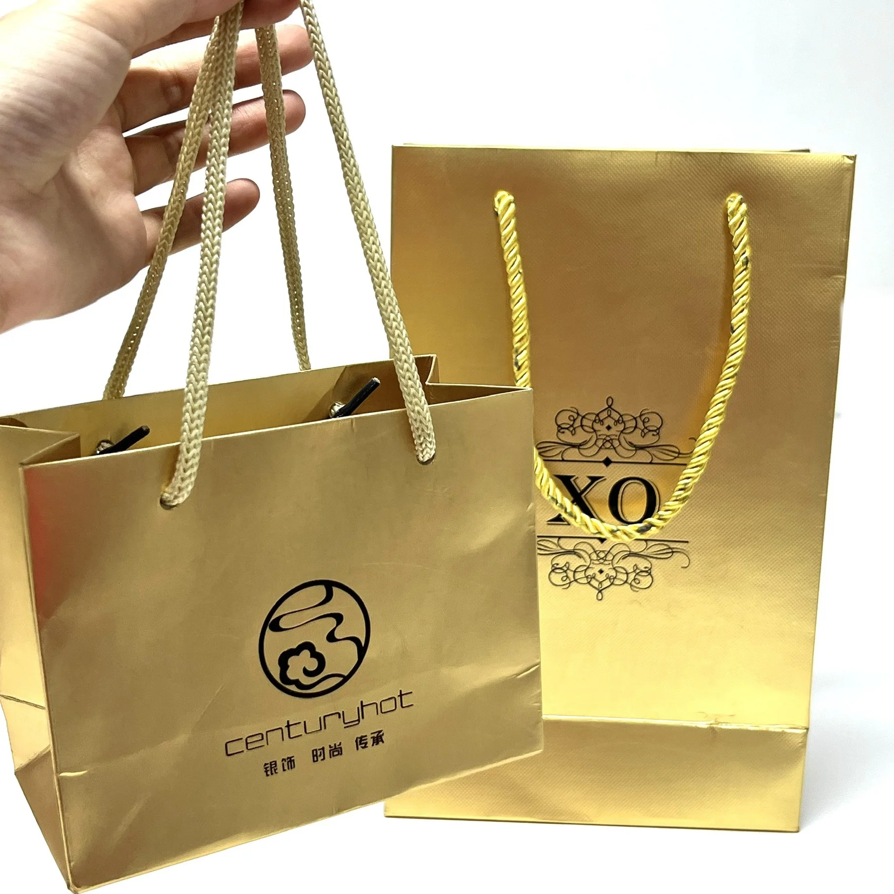Custom Logo Printed Luxury Gift Paper Bag Jewelry White Cardboard Shopping Paper Bags for Clothing Shoes supplier