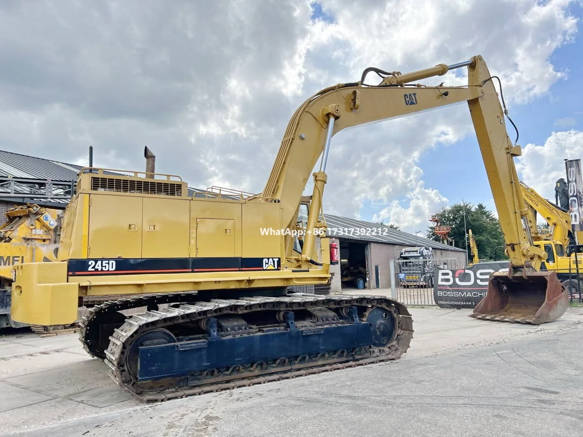 Used Excavator Cat 245d With Powerful Digger In Good Condition