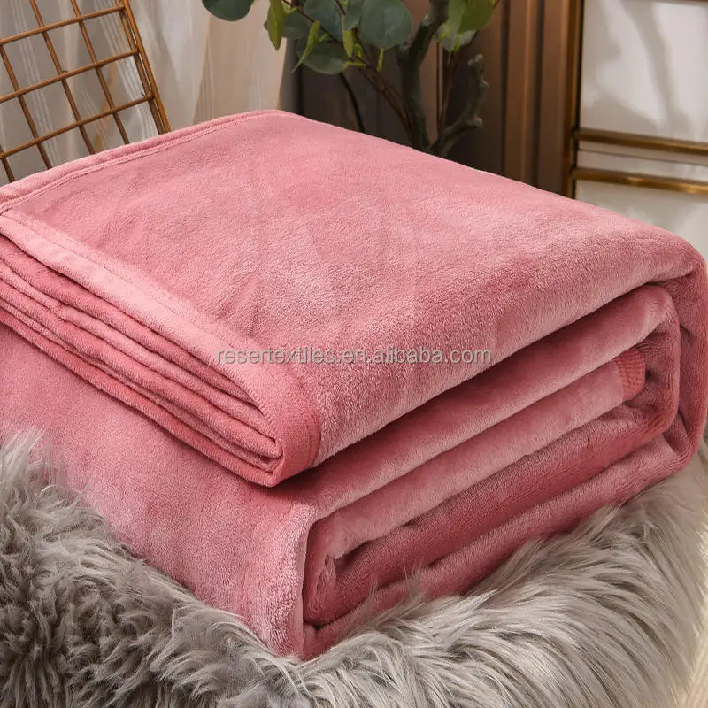 100% Polyester Ultra Soft Flannel Fleece Plush Throw Blanket Solid Pattern Knitted Decorative Throw for Home Bed Sofa for Fall