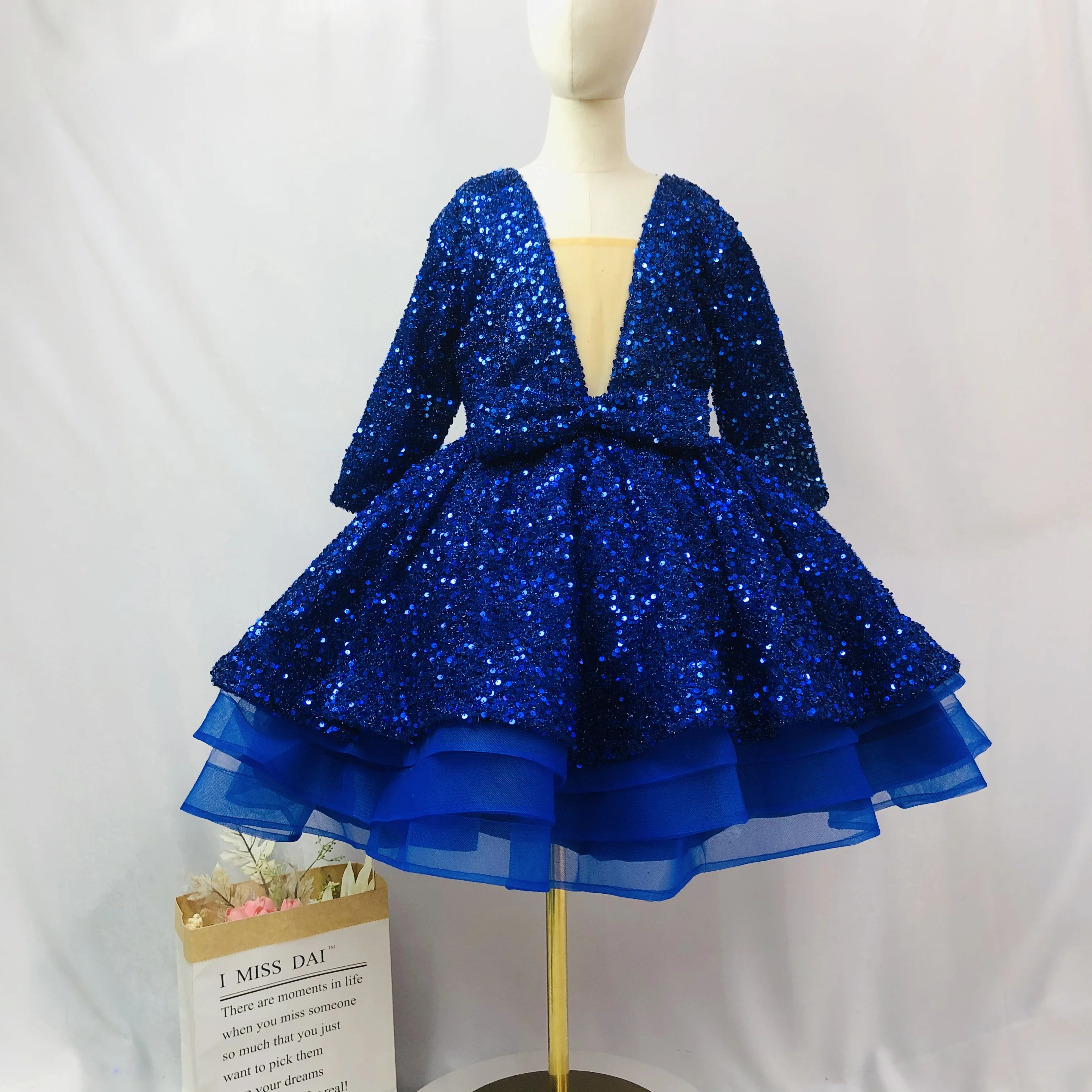 Wholesale Lovely Long Sleeve Sequin Tutu Dresses For Girls Birthday Party Little Flower Baby Girl Wedding Party Dress