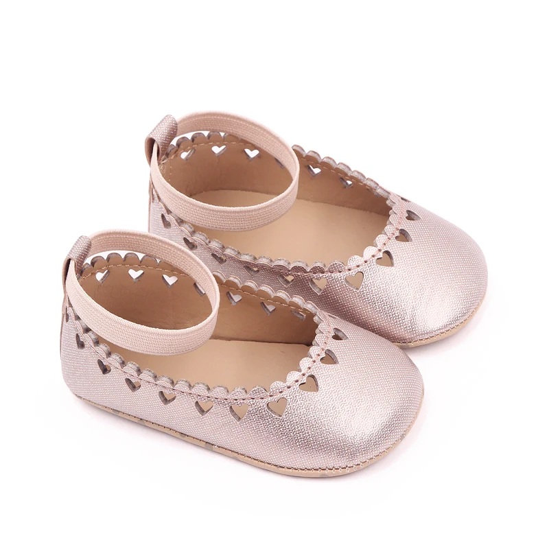 Elastic Solid Color love Hollow Soft Soles for Baby Girls Fashion Princess Toddler Leather Shoes manufacture