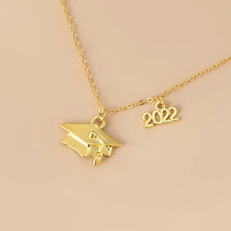 2023 years hot sales gold plated graduation cap college graduation necklace