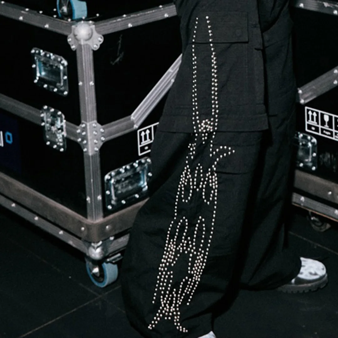 product custom streetwear rivet decor hip hop black men tracksuit customizable cotton sports 2 piece set oem wholesale-4