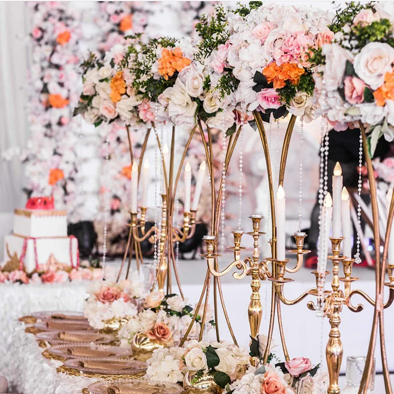 gold and pink wedding centerpieces