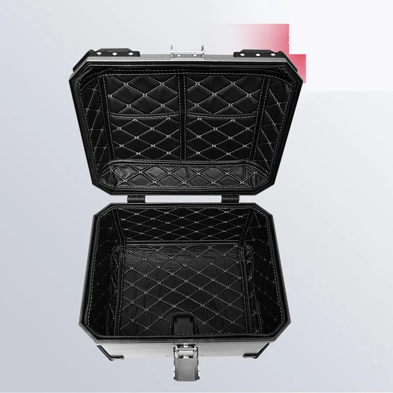Hot Sale Retro Beautiful Large Capacity Waterproof AntiTheft Customizable Universal Motorcycle Tail Box
