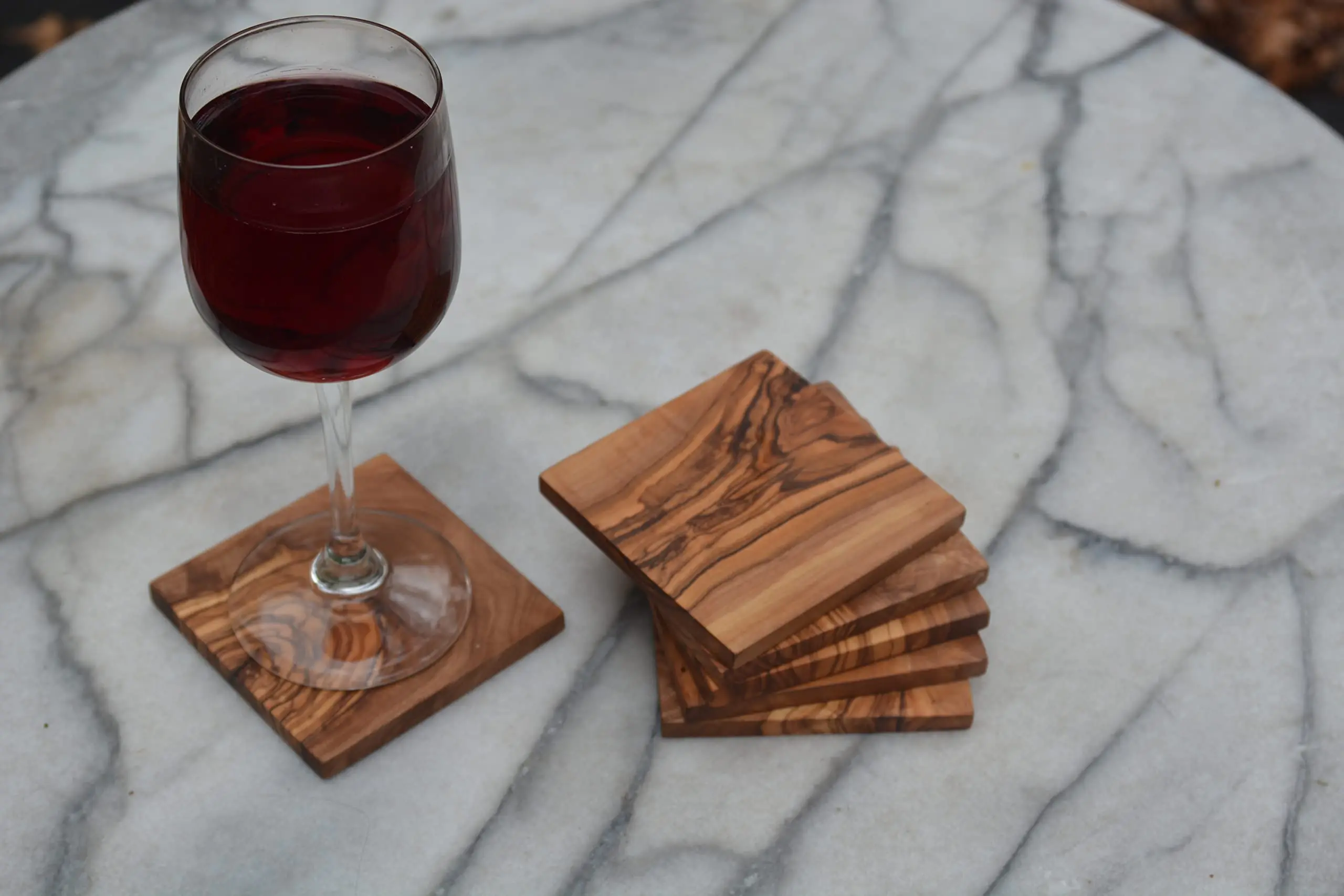 Custom Olive Wood 6pcs Set Coasters for Wooden Table for Office Desk Tabletop Protection Dinning Table