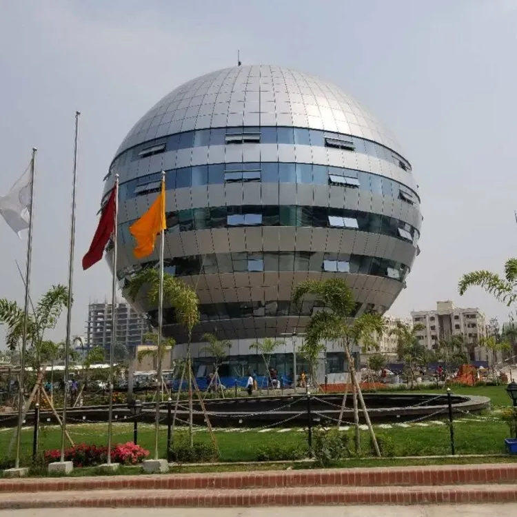 spherical buildings