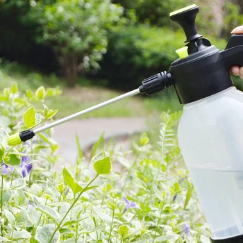 New Design hand pump sprayer 2L Pressure Water garden Spray bottle