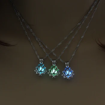 Wholesale new euro-american style personality glow in the dark fluorescent luminous lous flower pendant jewellery necklace