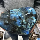 Wholesale Large Top Quality Pretty Natural Polished Labradorite Stone With Blue Flash